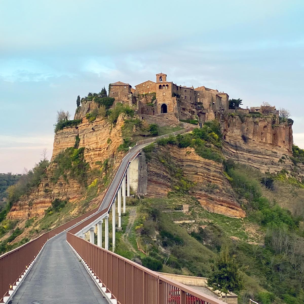 Civita Di Bagnoregio Painting